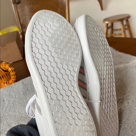 Adidas White Sneakers with Metallic Stripes - Picture 6 of 9